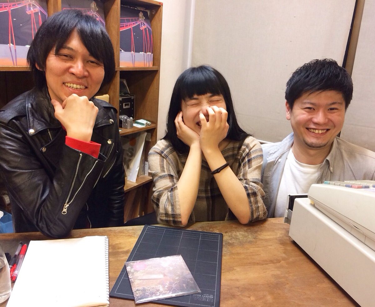 Kaneko Ayano in the middle