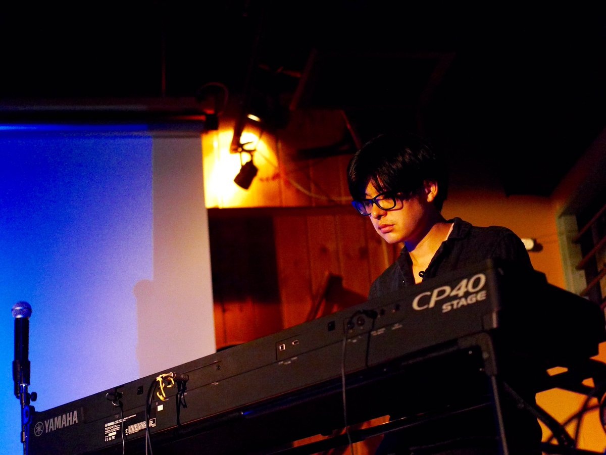 DJまほうつかい(西島大介)